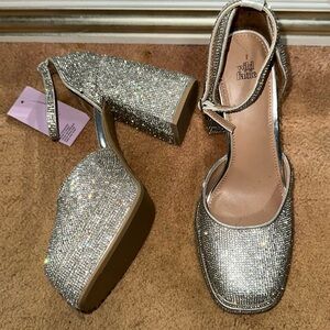 Wild Fable Glitter Sandals